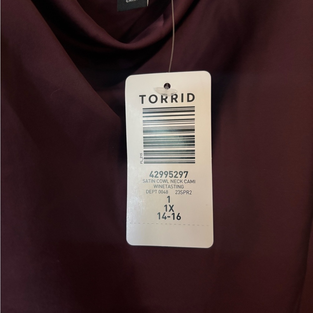 NWT Torrid Cowl Neck Cami - Picture 3 of 3